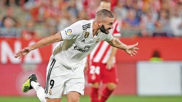 Benzema puso fin al susto con un doblete