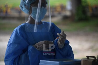 Personal de salud aplica más de medio millón de vacunas contra la influenza