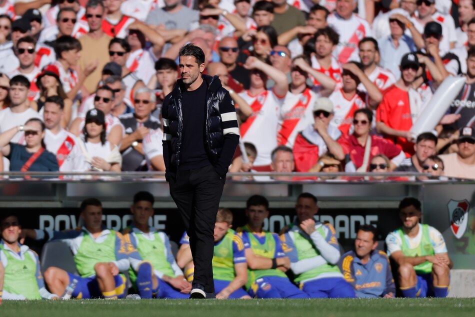 Tras la derrota en el Superclásico, Boca Juniors despide a su entrenador, Fernando Gago
