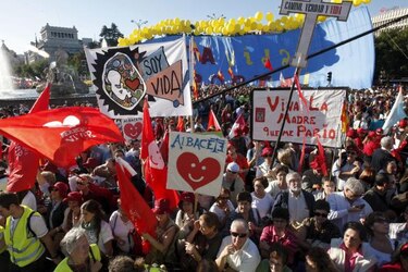 Los antiabortistas urgen al gobierno de España a no recular en su reforma de la ley