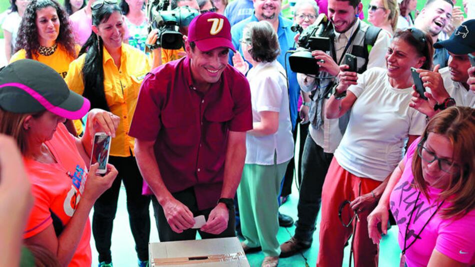 Oposición seguirá protesta en las calles