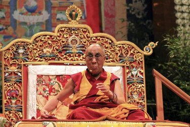 China niega al dalái lama derecho a decidir ser el último jefe espiritual tibetano