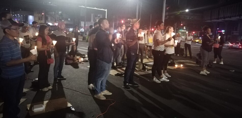 Siguen las protestas contra el contrato minero