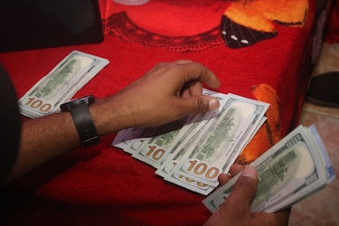 Capturan a uno de los sospechosos del asalto de la Caja de Ahorros