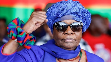 El primer y único país en el mundo en el que tres mujeres ocupan los tres cargos gubernamentales más altos