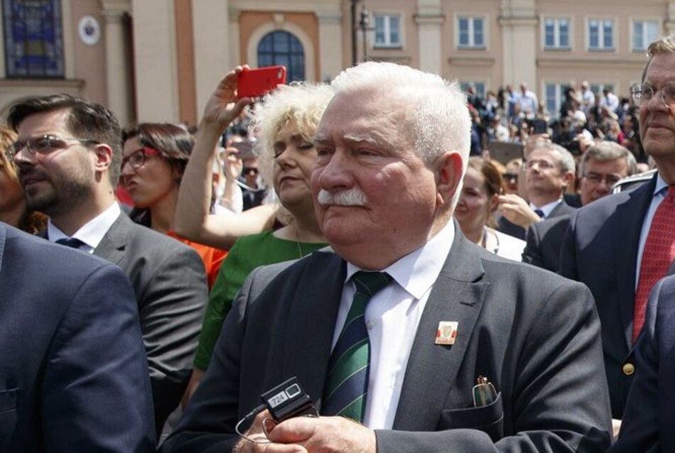Hospitalizan a Lech Walesa por problemas cardíacos