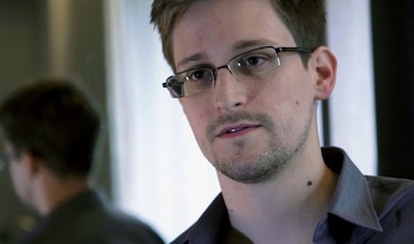Snowden llegó hace un año a Moscú huyendo de la justicia de EU