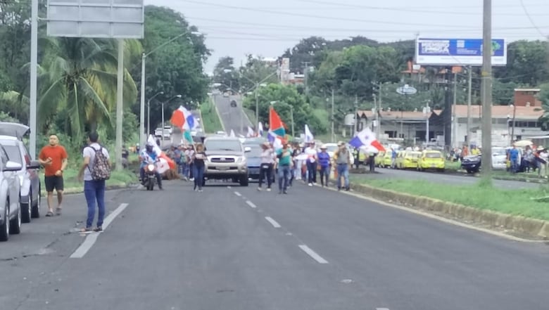 Gremios, organizaciones, políticos y ciudadanos piden a Cortizo tomar las riendas del país