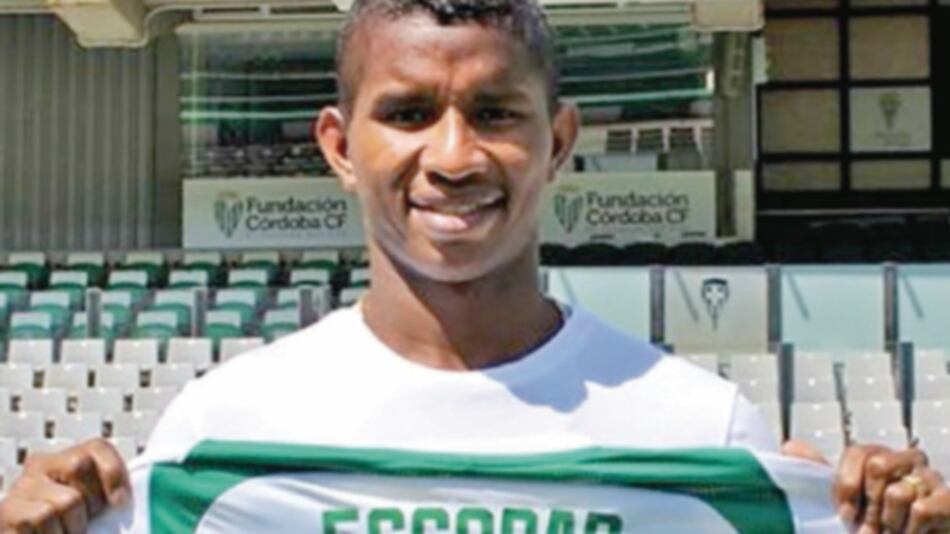 Córdoba gana en el último minuto con ayuda de Fidel