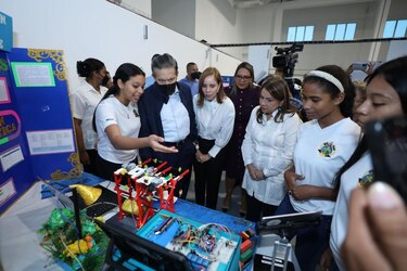Cerca de 600 estudiantes participan en la IX Olimpiada Nacional de Robótica