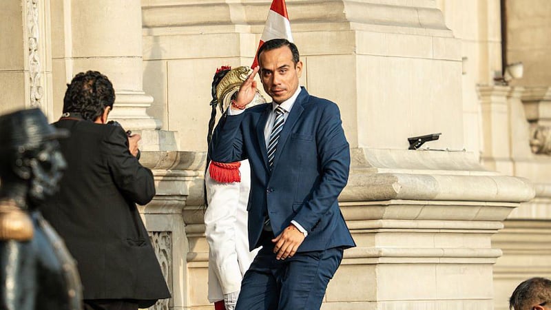 Por qué fue destituido José Jerí, el séptimo presidente de Perú en 10 años