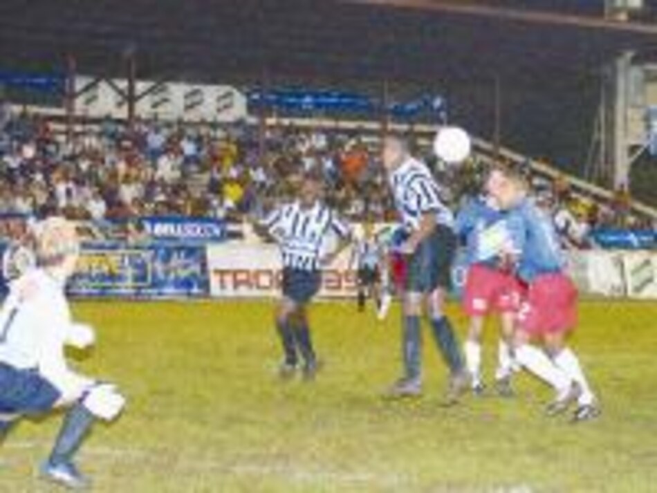 Tauro fue puro tilín tilín y nada de paletas