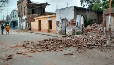 Fuerzas Armadas de Argentina colaboran en tareas tras sismo