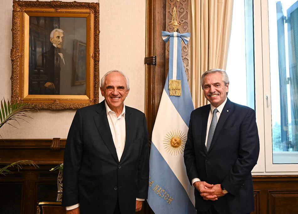 Presidente argentino se reúne con el exmandatario colombiano Ernesto Samper