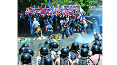 Nueva jornada de protestas es contenida con violencia