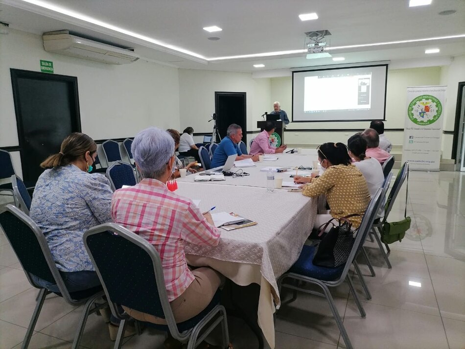 Comerciantes chiricanos preocupados por el cierre de vías