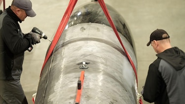 La instalación secreta a la que tuvo acceso la BBC y en la que Ucrania fabrica misiles de largo alcance