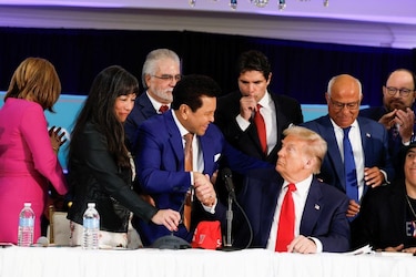 Los votantes latinos ayudaron a Trump a regresar al poder hace un año... Ahora algunos se arrepienten