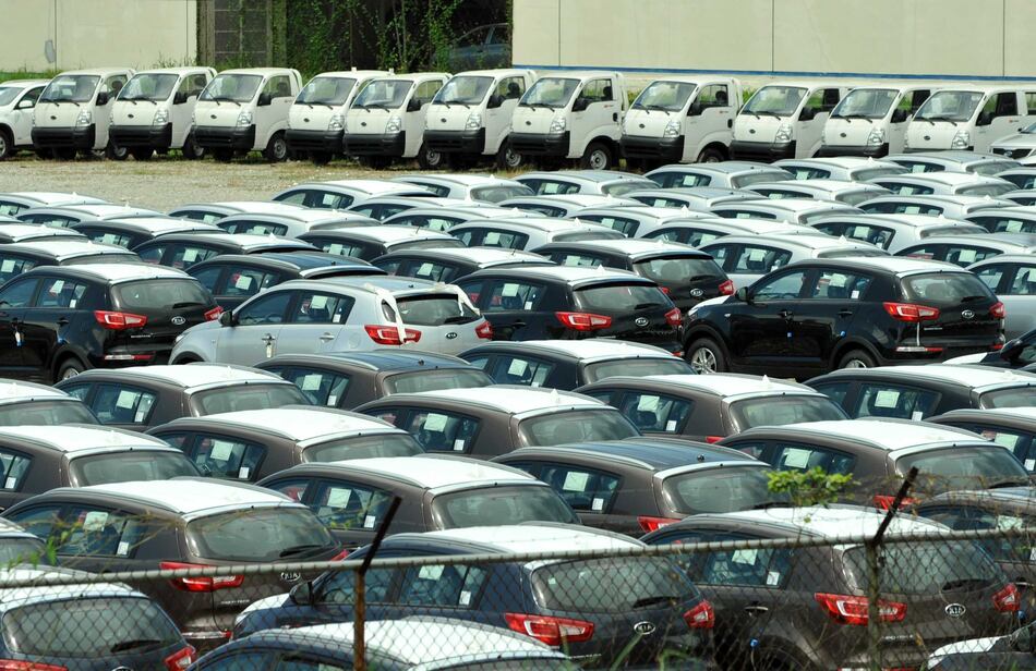 Venta de automóviles nuevos aumenta 3.8% en agosto