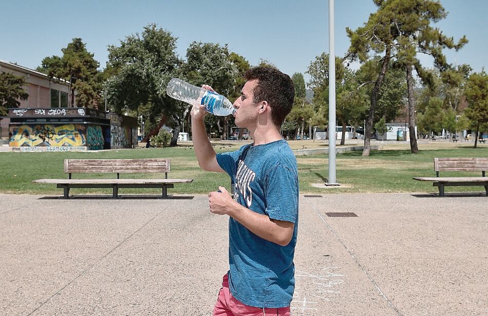Grecia enfrenta la peor ola de calor desde 1987