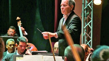 Orquesta y aniversario