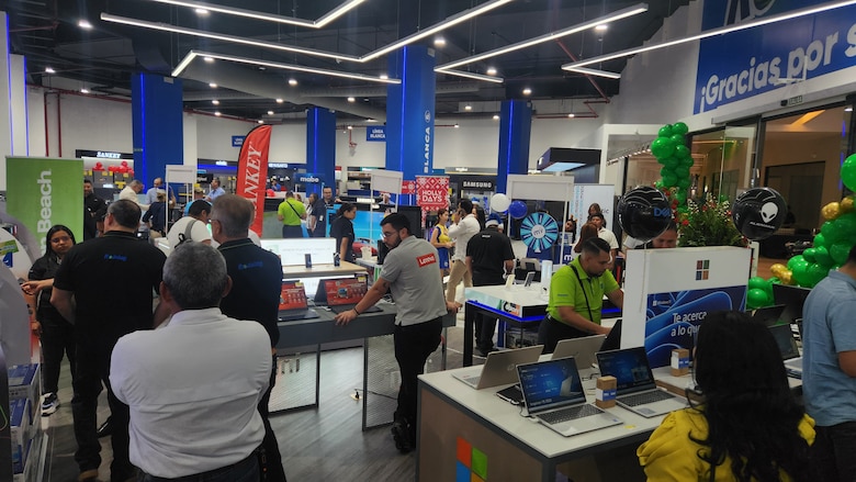 Rodelag abre su nueva sucursal en Brisas del Golf