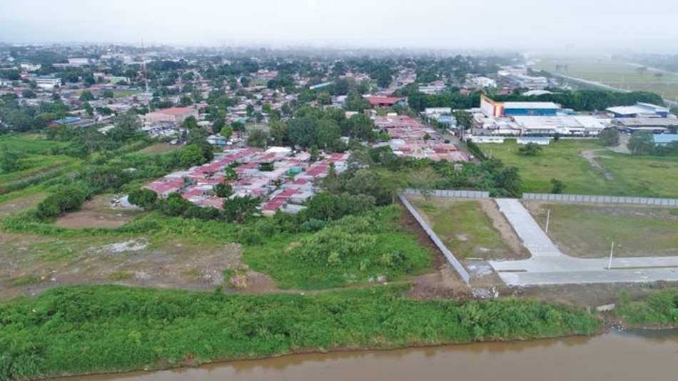Moratoria en Villa Las Acacias
