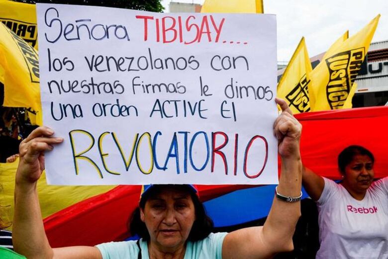 Oposición se moviliza por revocatorio de Nicolás Maduro