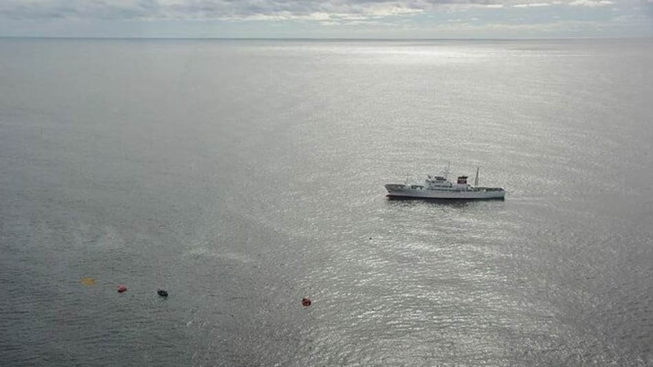 Rescatan a tripulantes de barco pesquero norcoreano