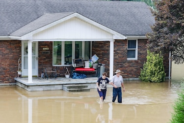 Al menos ocho muertos y varios desaparecidos en Kentucky a causa de ‘devastadoras’ inundaciones
