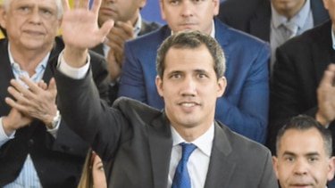 Juan Guaidó convoca protestas  tras renovarse su mandato