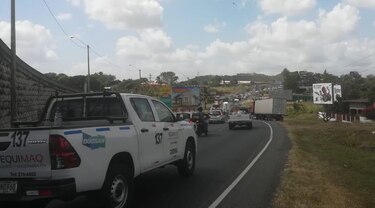 Trabajos en el corredor de playas afectan la circulación vehicular hacia el oeste del país