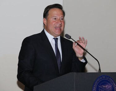 Presidente Varela ordena retirar propuesta que fijaba impuesto al combustible