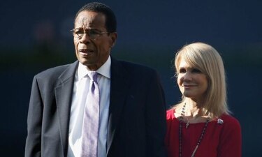 Carew no lo podía creer; pero tuvo que guardar el secreto