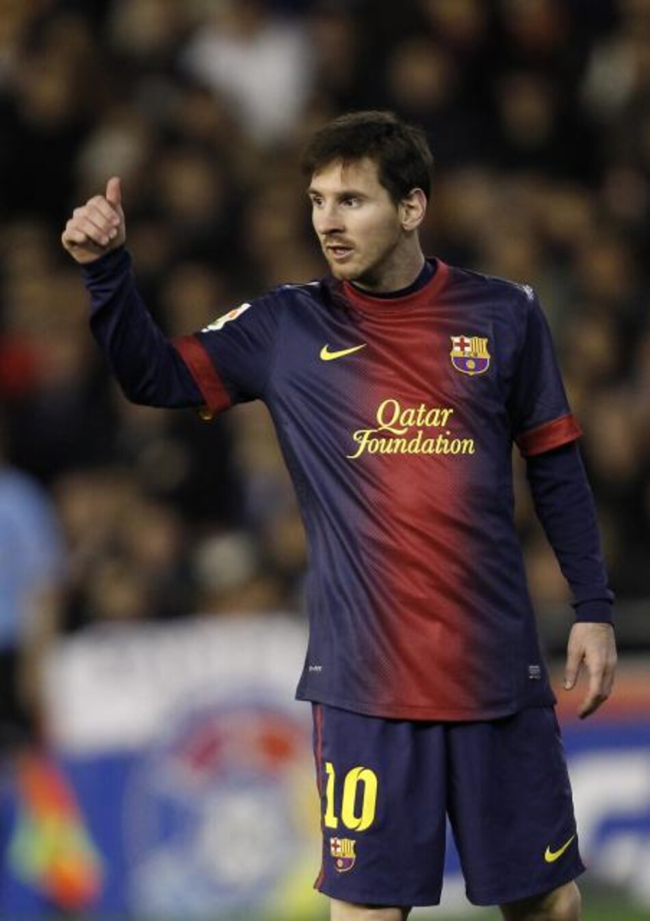 Messi renueva contrato con el Barcelona hasta 2018