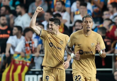 Lewandowski resuelve la victoria del Barcelona en los minutos de alargue