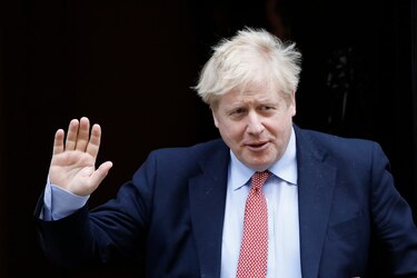 Boris Johnson dio positivo al coronavirus con ‘síntomas leves’
