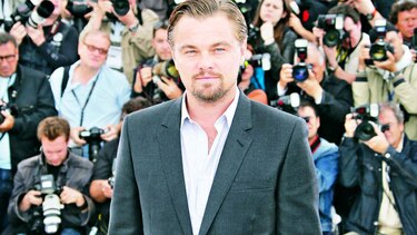 DiCaprio paga $13 mil 600 por un bolso en gala benéfica