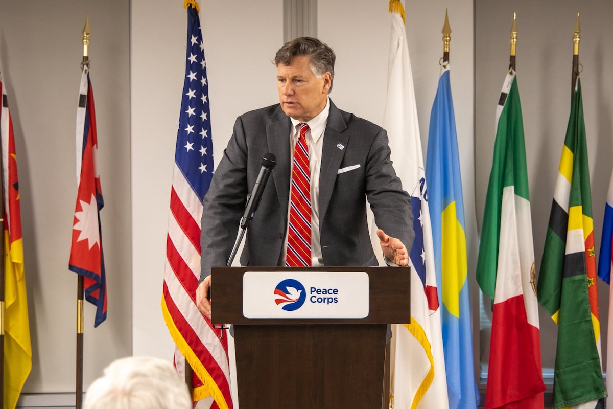 Christopher Landau encabeza delegación de Estados Unidos en cumbre regional; se reunirá con Mulino