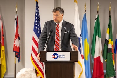 Christopher Landau encabeza delegación de Estados Unidos en cumbre regional; se reunirá con Mulino