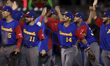 Venezuela vence a Italia y avanza a segunda ronda