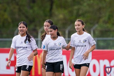 Goles, empates y goleadas: intenso final de sexta semana en Copa Talento