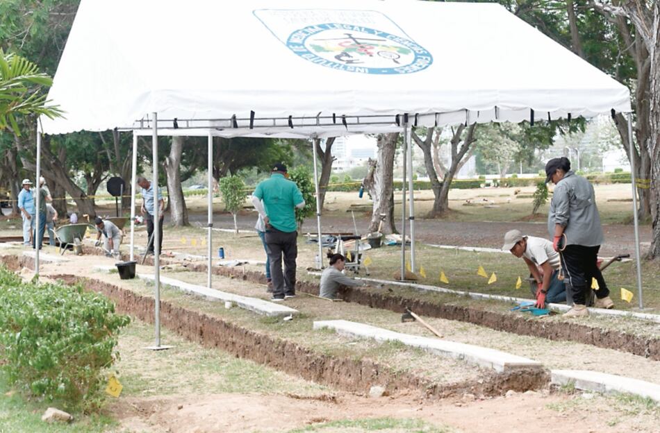 Posponen otra vez las exhumaciones en el Jardín de Paz