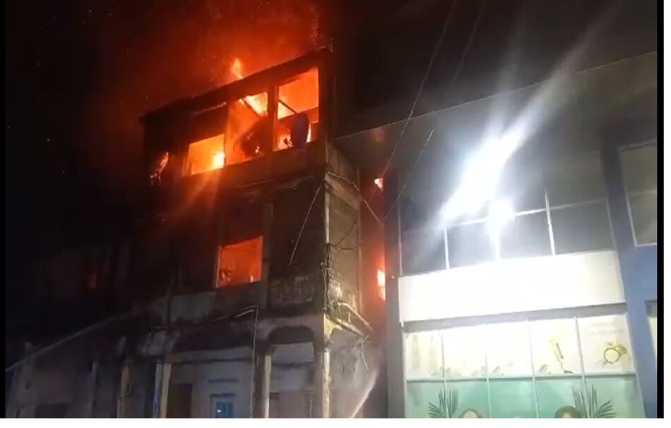 Incendio en Colón deja al menos 15 familias damnificadas