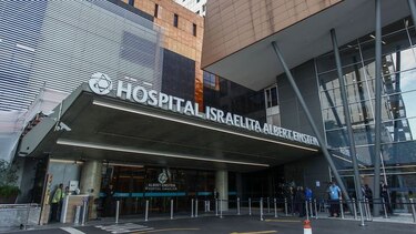 Jair Bolsonaro es operado para retirarle bolsa de colostomía