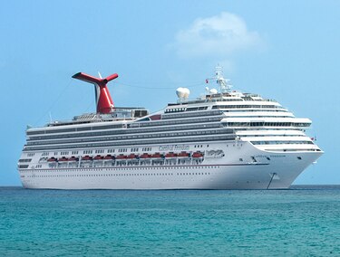 Carnival prevé el retorno al servicio de 50% de sus cruceros para octubre