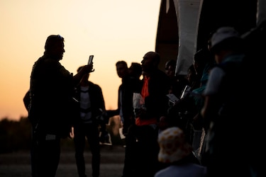 Supremo de Estados Unidos frena polémica ley de Texas que autoriza a policías a expulsar migrantes