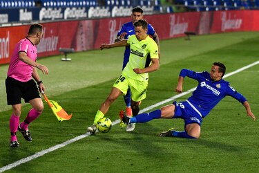 Atlético no pasa del empate en Getafe y da vida al Real Madrid