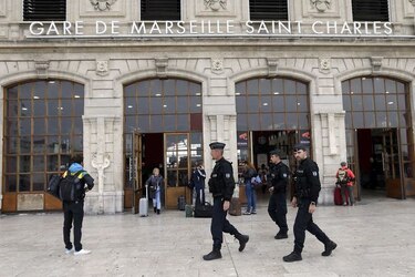 Detenidas cinco personas en Marsella dos días después de un ataque con cuchillo