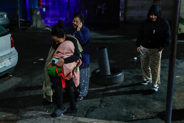 México registra 385 réplicas tras sismo de magnitud 6.1 en Michoacán